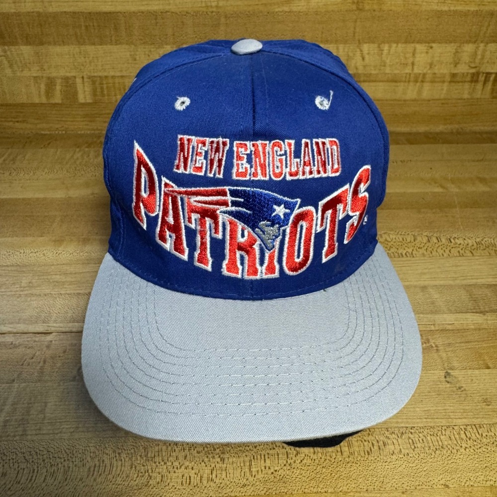 Vintage Team NFL New England Patriots Snapback Hat Blue Grey 90s Retro Cap